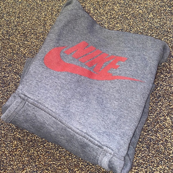 Nike Tops - Boys Nike sweatshirt